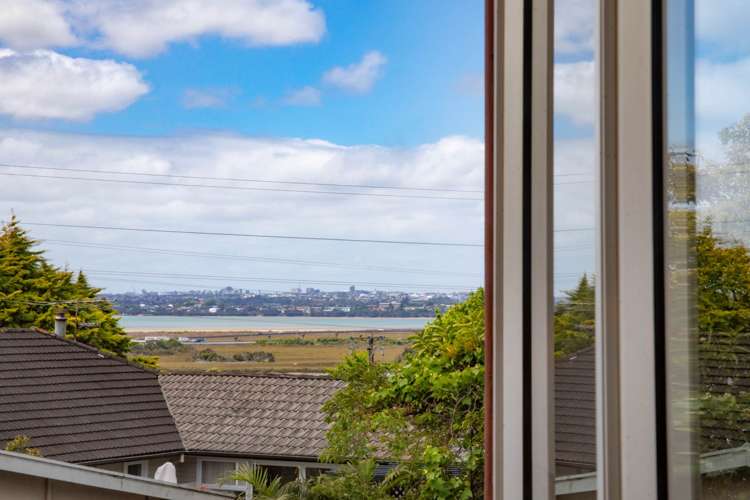 237 Te Atatu Road Te Atatu South_15