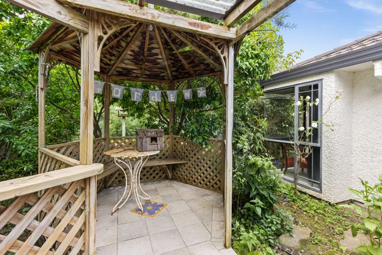 10 Cheval Place Taradale_17