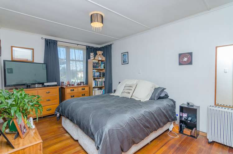 42 Kummer Crescent Masterton_12