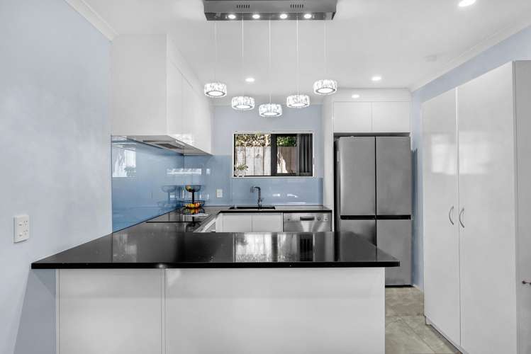 162A Robertson Road Mangere East_5