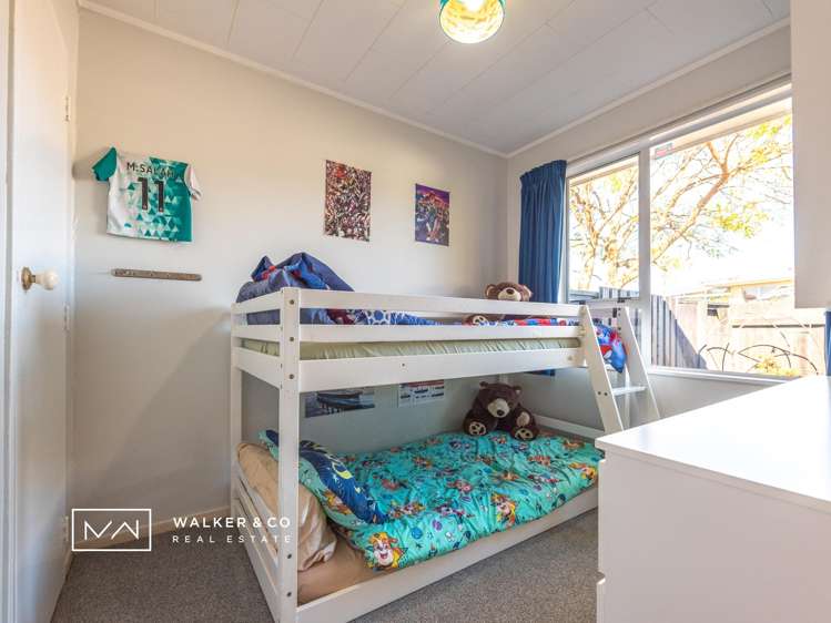 1/50 Hartford Crescent Totara Park_13