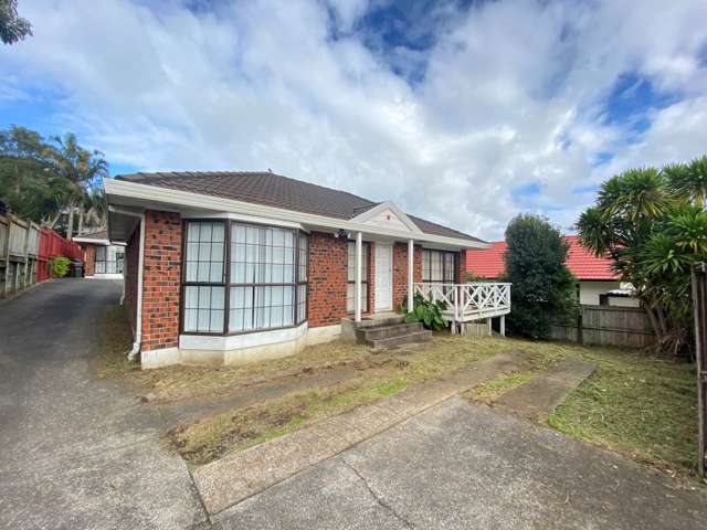 3 bedroom brick house with a garage