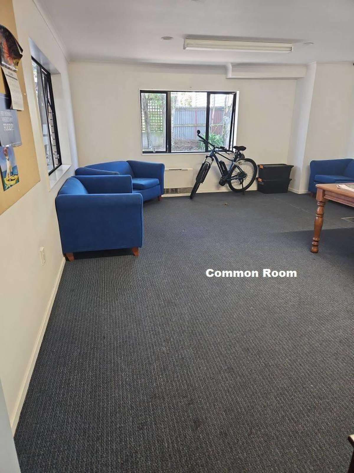 BEDSIT UNIT - ELECTRICITY INCLUDED 2