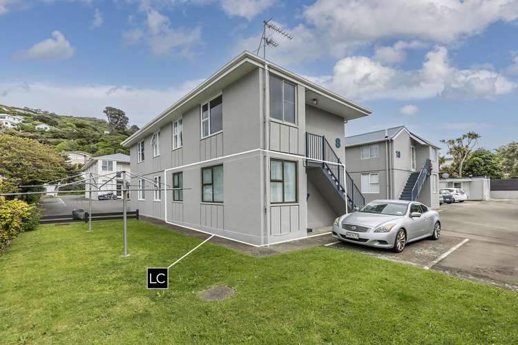 7/127 Queens Drive Lyall Bay_9