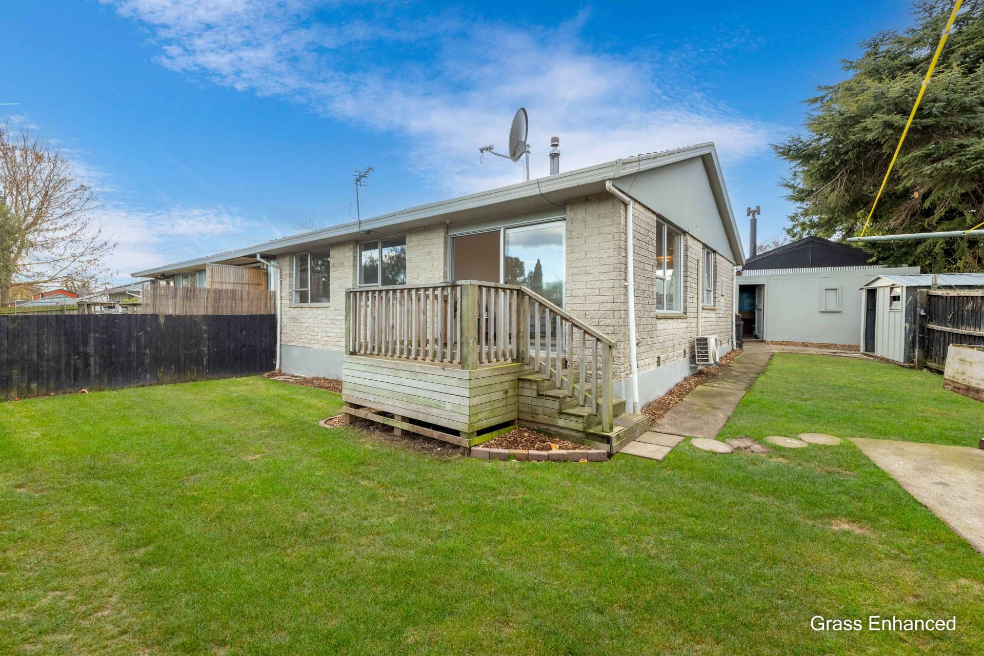 2/72C Cuffs Road Wainoni_0