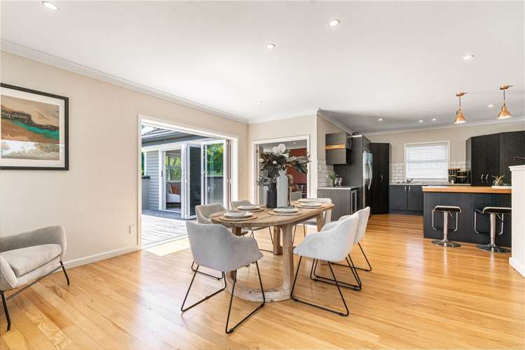 1/201 Lake Road Belmont_5