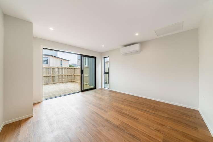 14/4; 15/4 Tawhai Street Stokes Valley_6