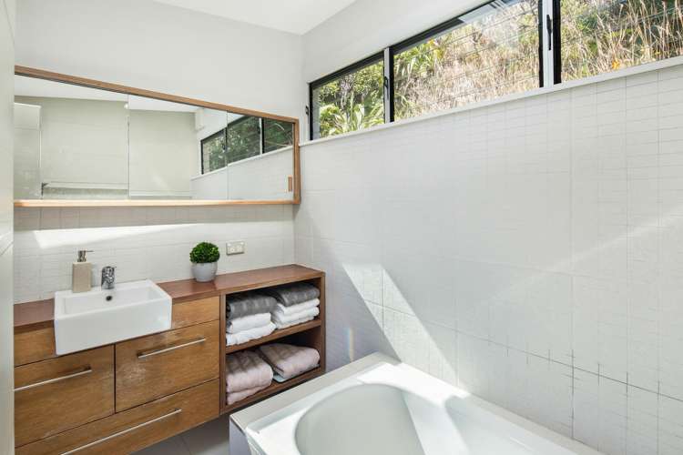 72 Owhiro Bay Parade Owhiro Bay_17