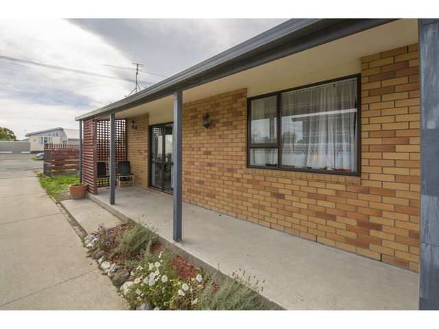 24 Sylvia Street Parklands_1