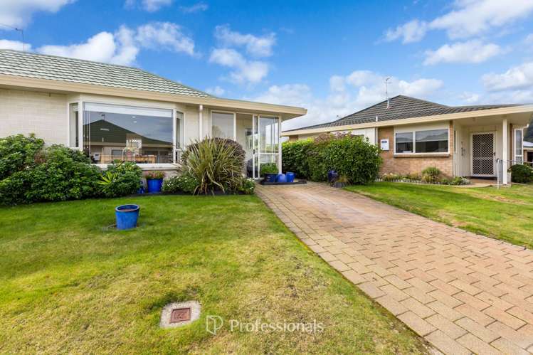 16/17 John Street Trentham_14