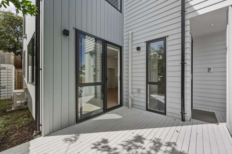 7D Buisson Glade West Harbour_16