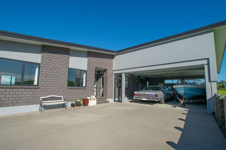 212 Black Jack Road Kuaotunu_19