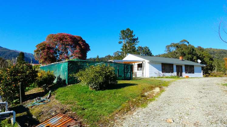 96 Gladstone Street Seddonville_1