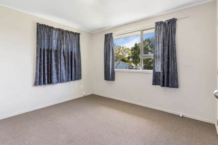1 Glennis Place Clendon Park_8