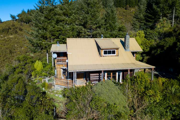 211 Blandswood Road Mesopotamia_23