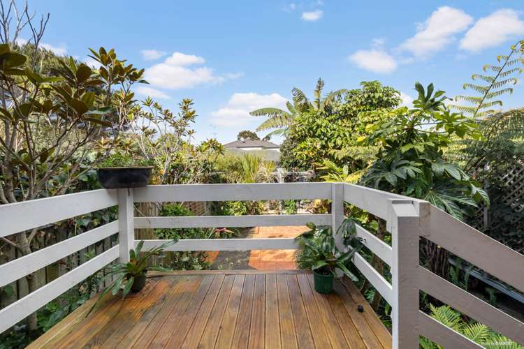 8/26a Mount Smart Road Onehunga_14