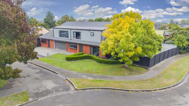 So much room So many options - A Must View!