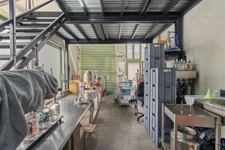 43 Bouverie Street Petone_4