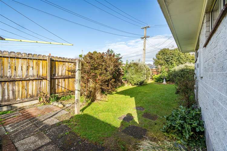2/32 Opaheke Road Papakura_15
