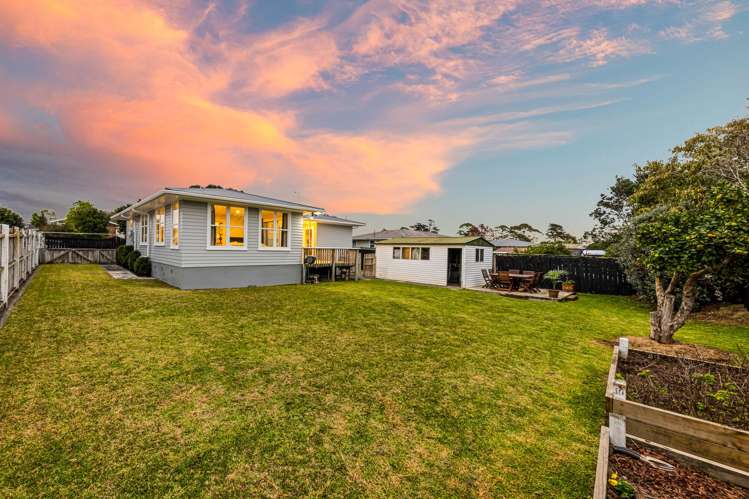 17 Melba Street Beach Haven_10