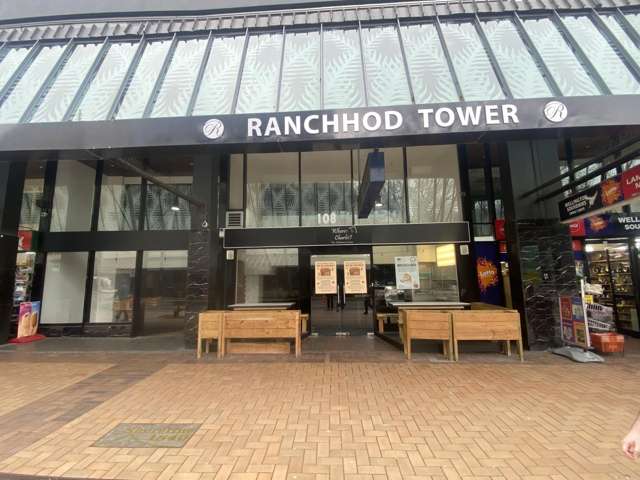 High profile hospitality - Lambton Quay