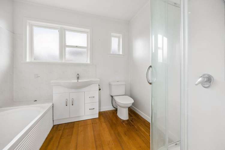 5A Barbary Avenue Kelston_5