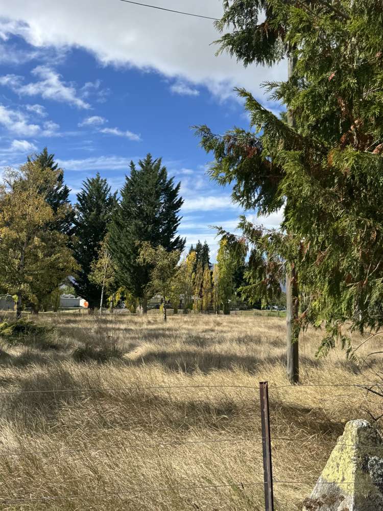 3 Omarama-Lindis Pass Road Omarama_8