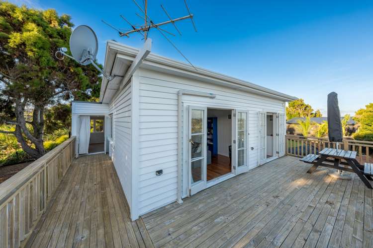 10 Park Road Surfdale_24