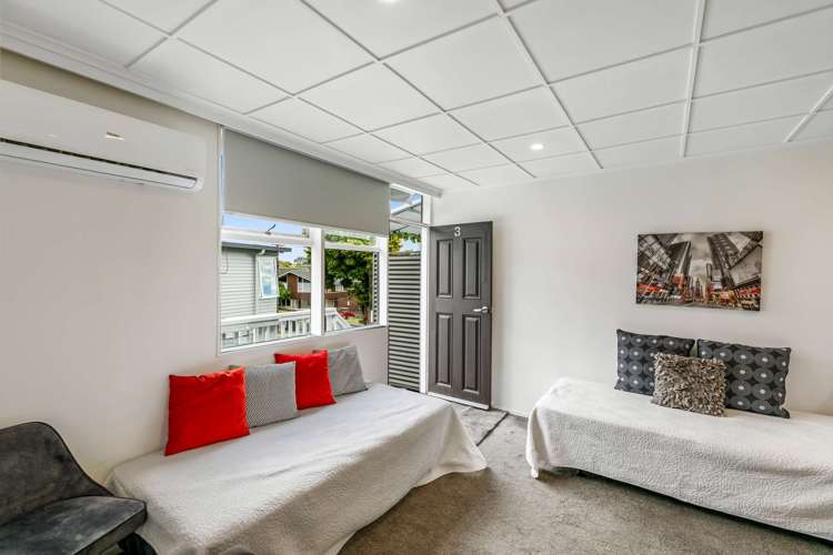 3/2 Waitati Place New Windsor_5