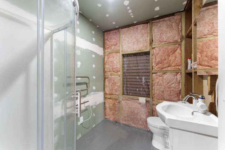 84 Wyndham Road Pinehaven_10