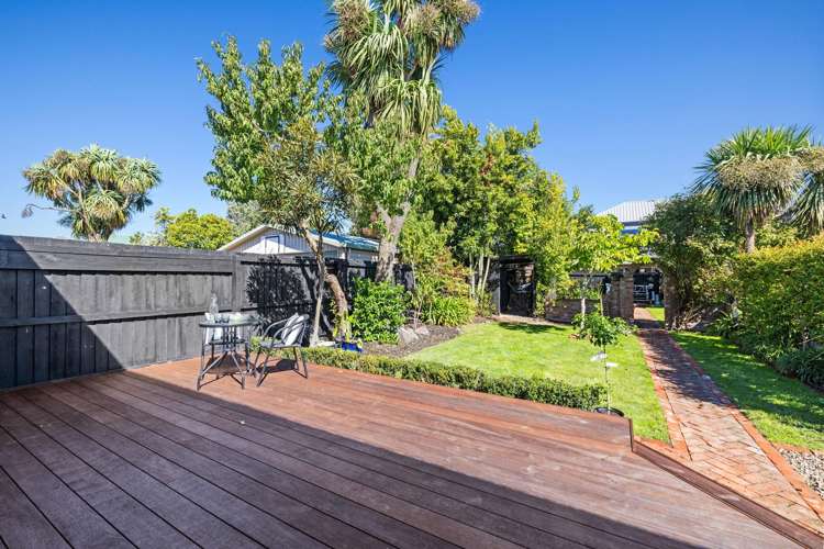 197 Barrington Street Somerfield_17