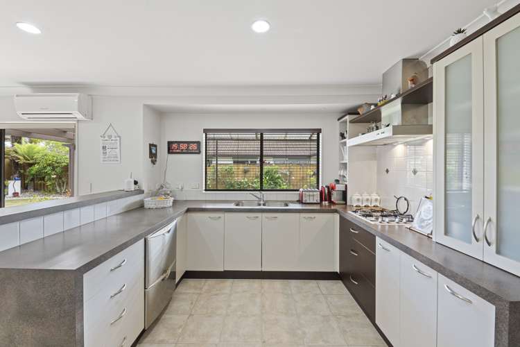 26 Aberdeen Crescent Wattle Downs_5