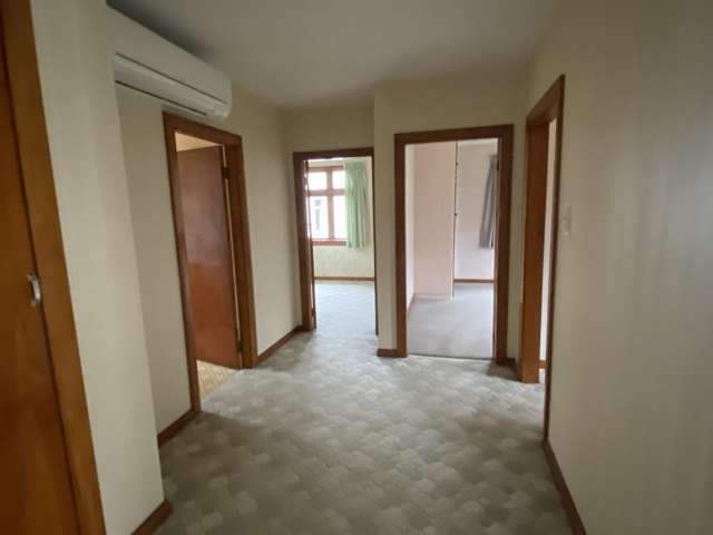 90 Waikawa Road 10728_2