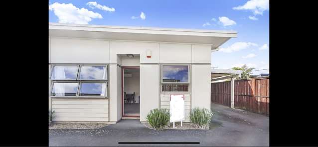 8A Ford Street Hamilton East_1