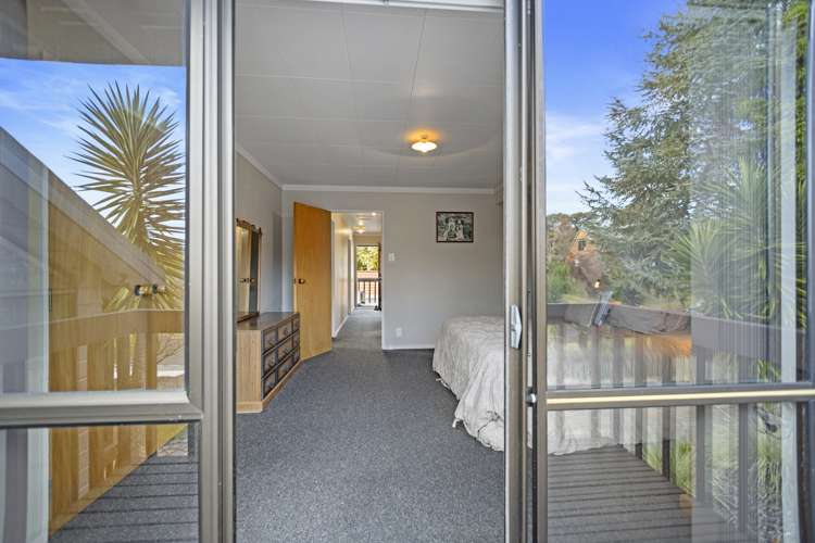 6 Marlowe Drive Leamington_12