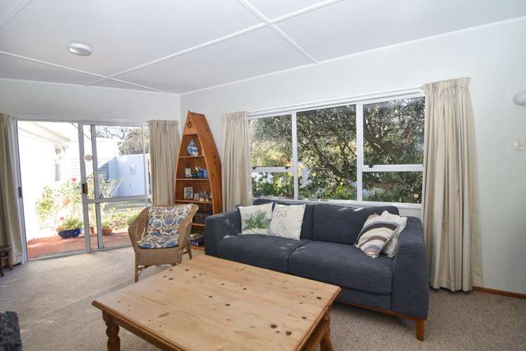 15 Clifton Avenue Carterton_7