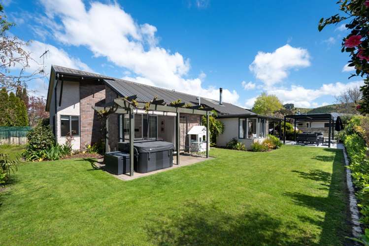 8 Bishops Close Greenmeadows_20