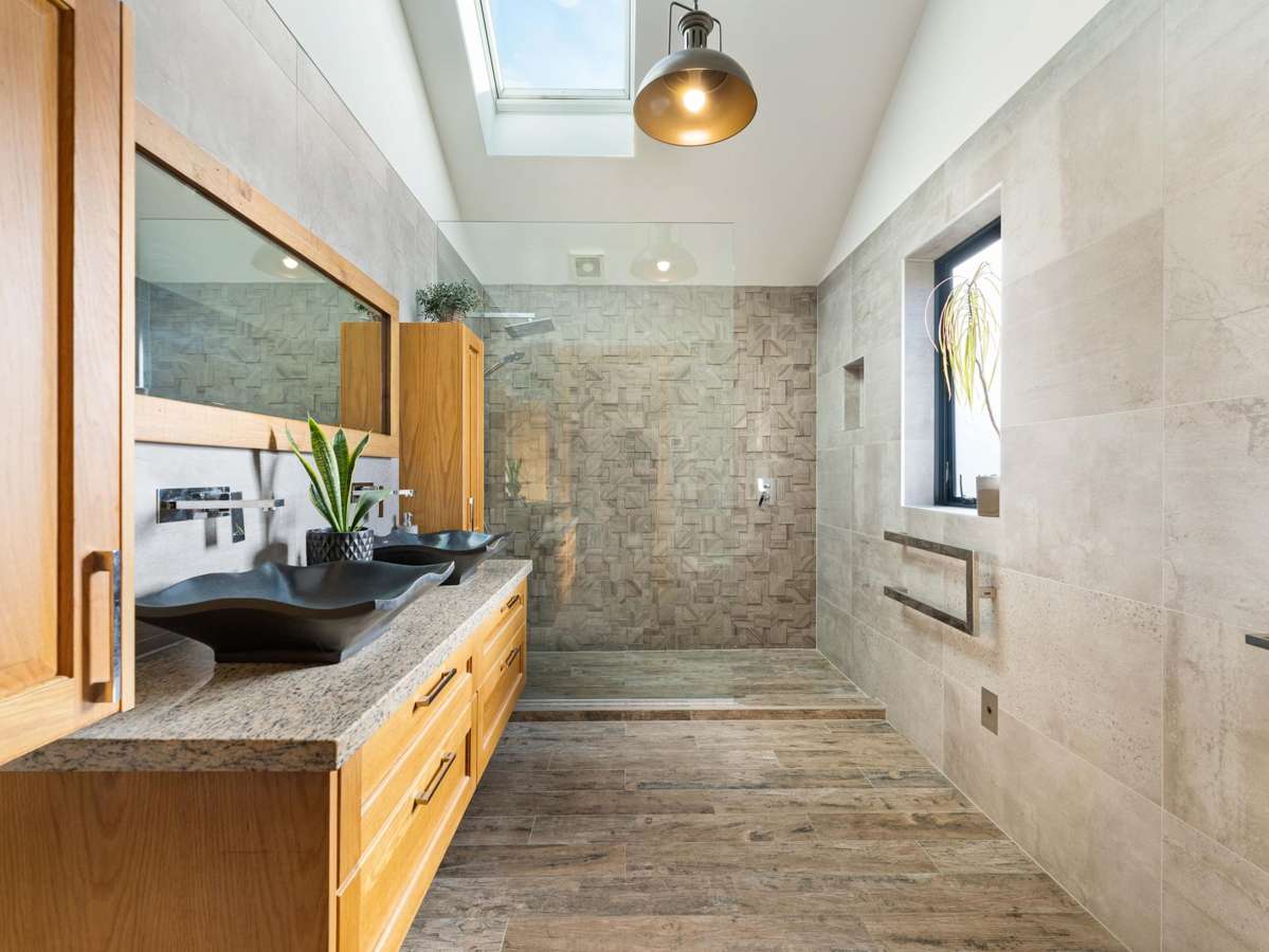 69 Bayvista Drive_3