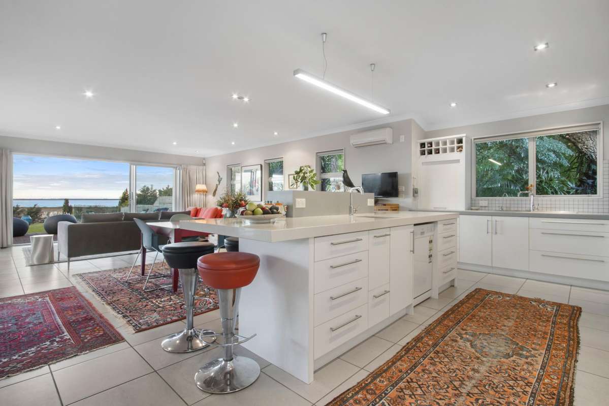 265 Walker Road East_2