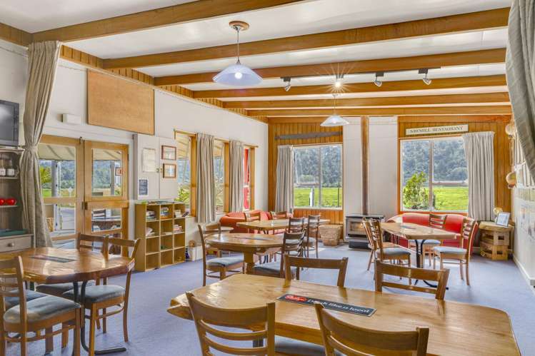 2 Mokihinui Road Seddonville_31