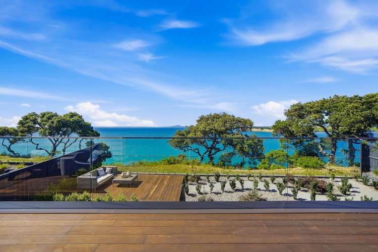 55 Hawaiian Parade Arkles Bay_16