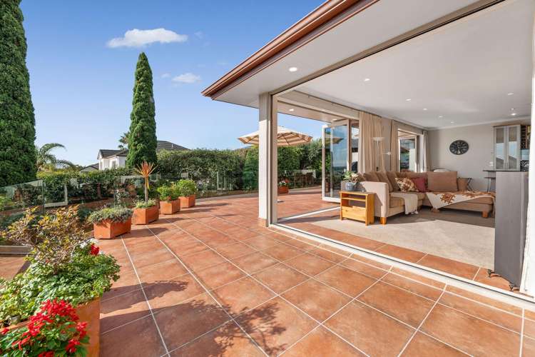 10 Mangerton Lane East Tamaki Heights_14