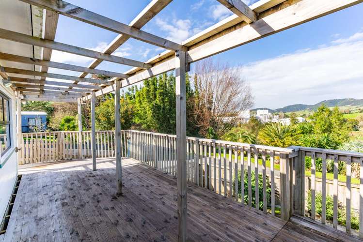 8 Montaine Place Maungaturoto_26