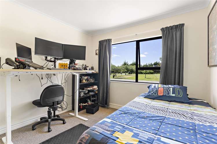 38 Portland Road Carterton_12