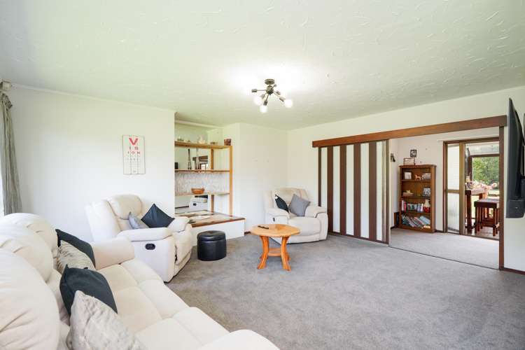 132 Grant Road Otatara_5