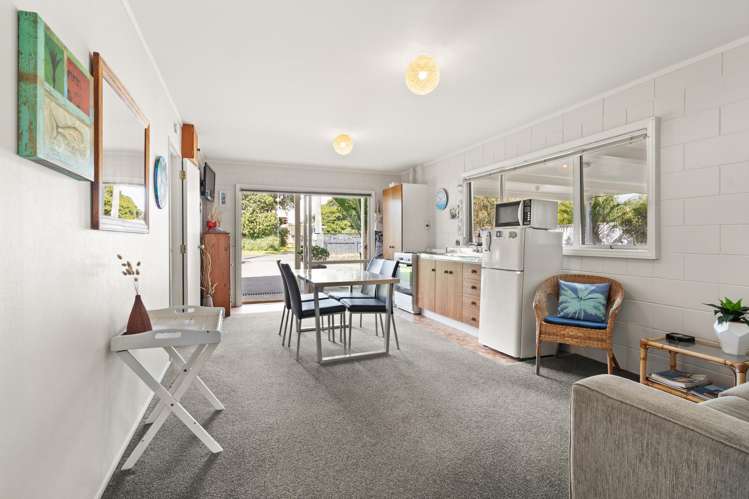 11 Adamson Road Taipa_17