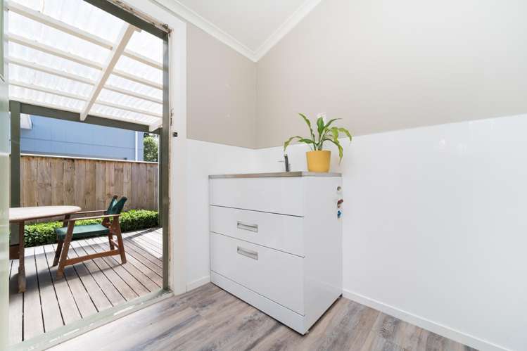 Front (9) Frederick Street Terrace End_16