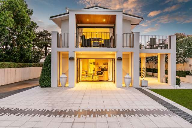 54a Marine Parade Mellons Bay_1