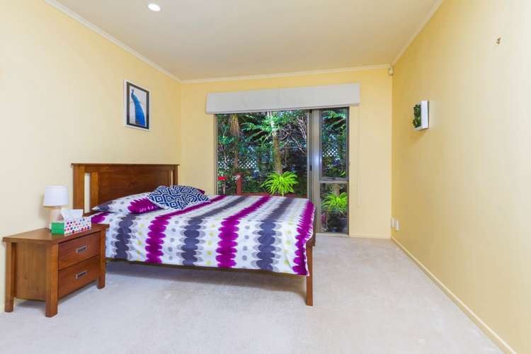 12a Kimberly Grove Greenhithe_18