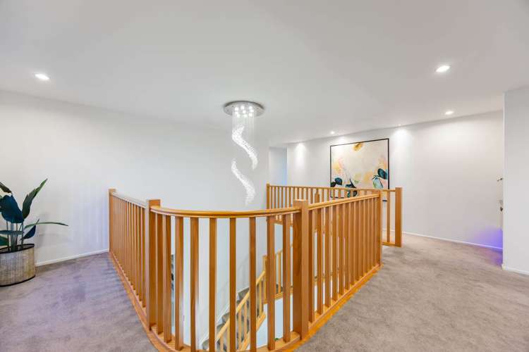 52 Chesterfield Way Orewa_29